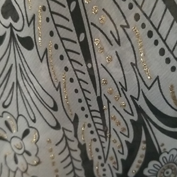 Maggie Barnes Kimono Topper - Picture 10 of 10